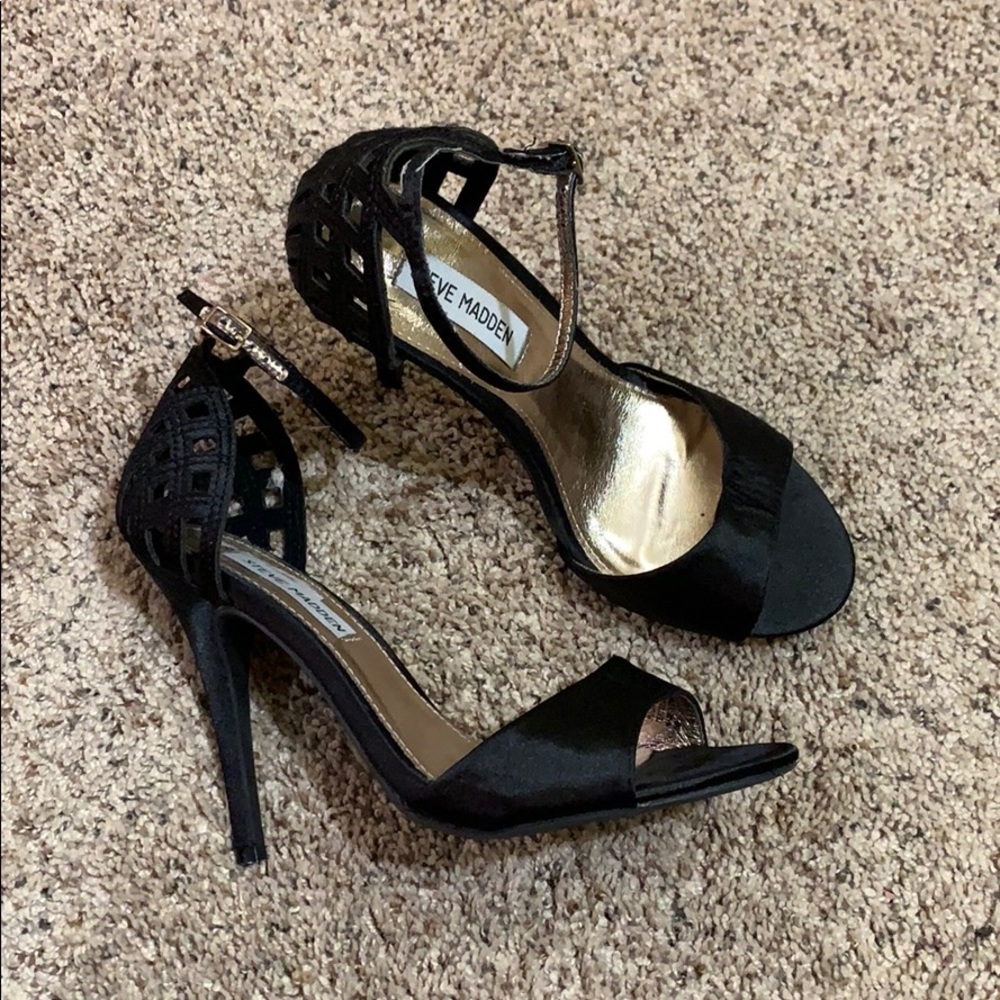 STEVE MADDEN Heels (Never Worn)